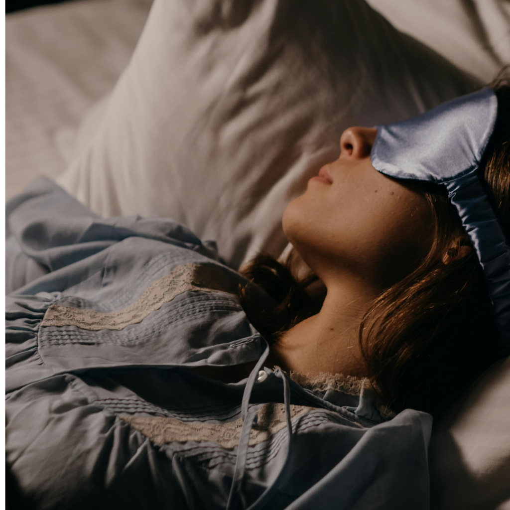 Creatine boosts muscle strength, exercise performance, recovery, cognitive function, and offers additional health benefits, all supported by scientific research. (1)